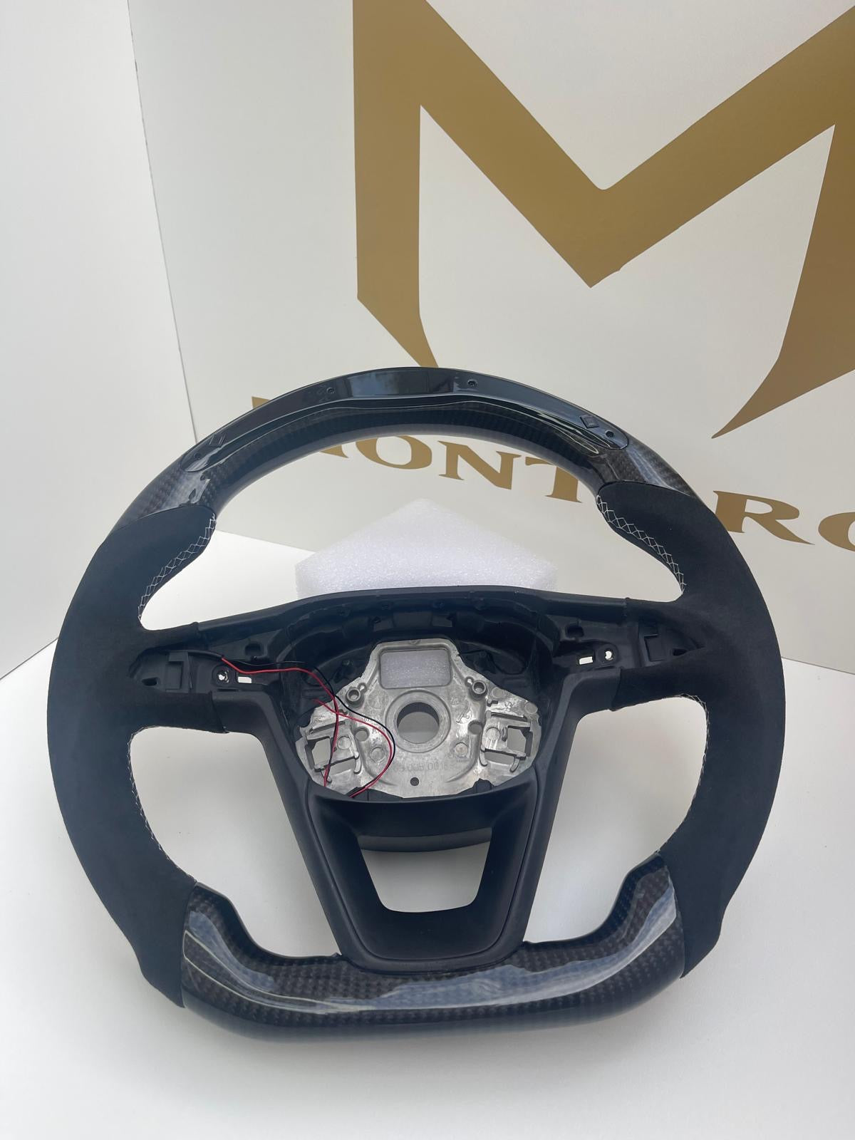 Cupra Carbon V1
